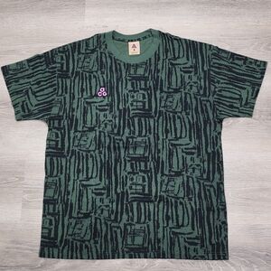 Nike ACG Green & Black Patterned Short Sleeve Tee with Pink Logo